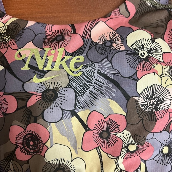 Nike floral bra - small - Picture 2 of 6